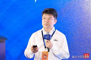 Trọng tài chính Cao Hanh Tiến, từng ba lần thi đấu vòng loại quốc gia và quốc gia thất bại.